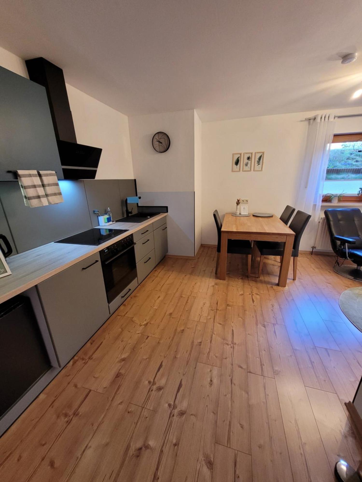 Fewo - Klein Aber Fein, 1-3 Personen, Souterrain Rödental Exterior foto